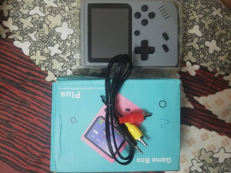 500 IN 1 Retro Game Console Handheld Game 4