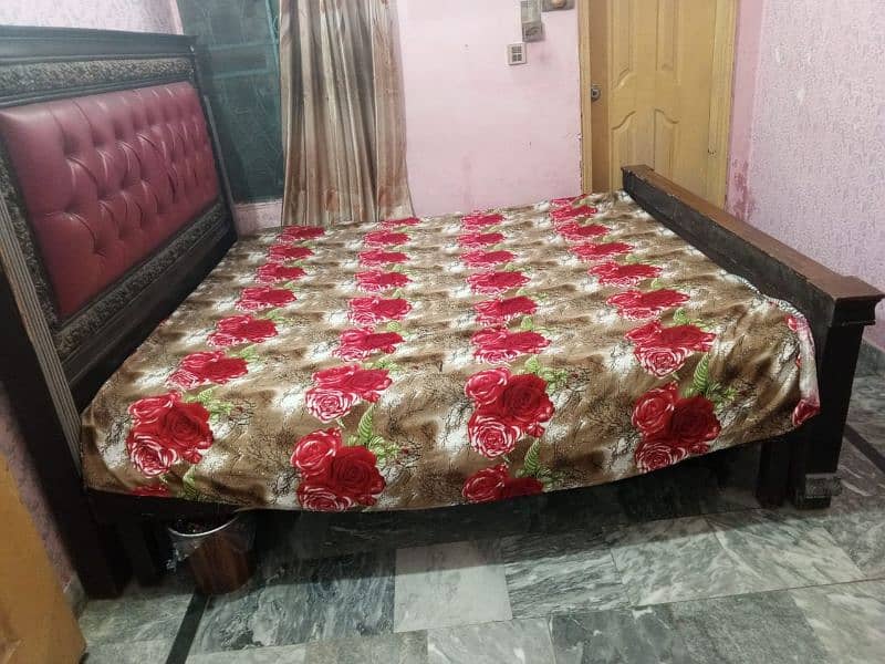 King Size Heavy Weight Double Bed with Side Table and Dressing 12