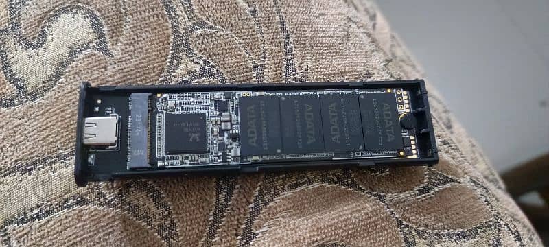 512 GB SSD nvme 0