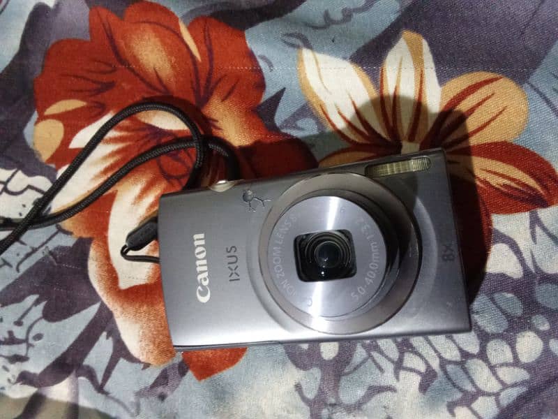 canon camera new condition for selling 1