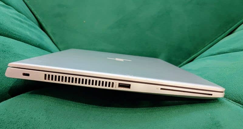 HP Elite book 830 G5  Intel Core i5 8th Gen 8