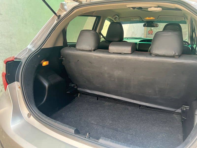 Toyota Vitz 2018 5