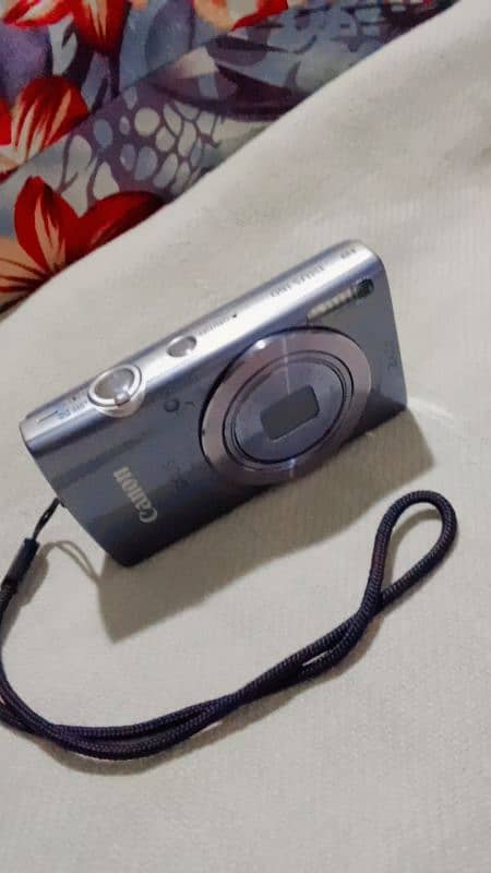 canon camera new condition for selling 3