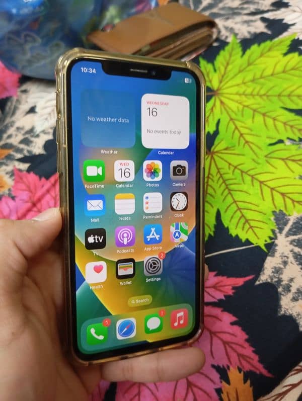 Iphone X 64 GB PTA Approved 8