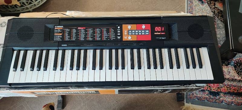 Yamaha PSR-F51 Portable Digital Keyboard 3