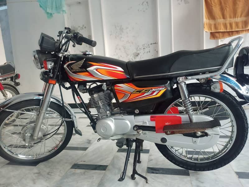 Honda CG 125 2022 5