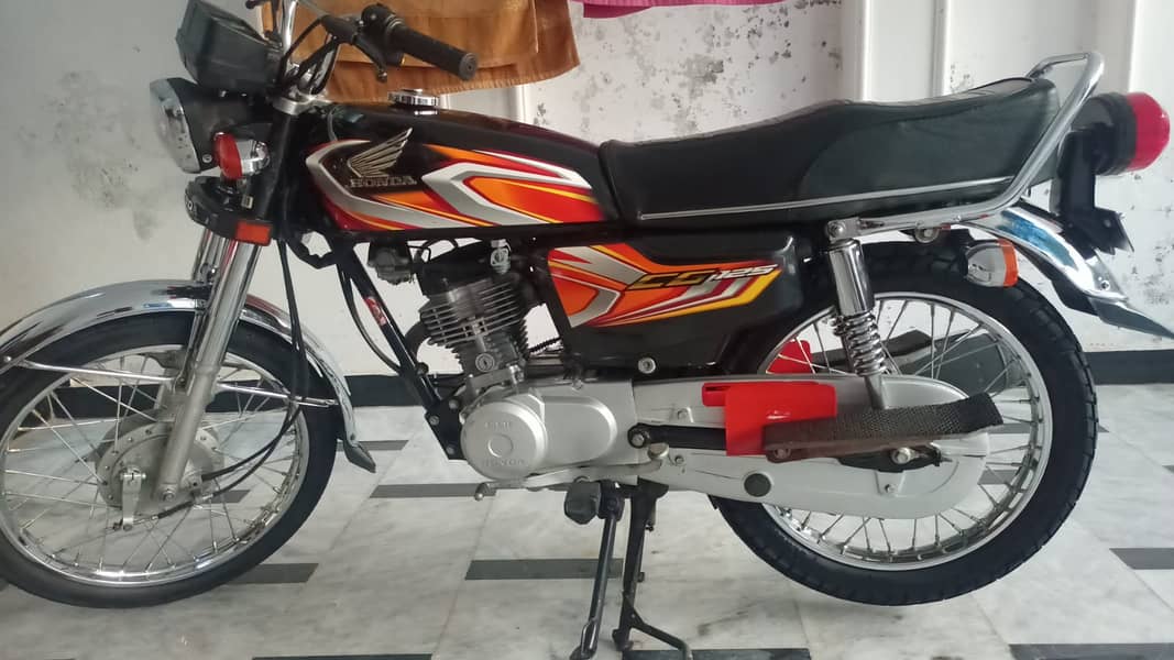 Honda CG 125 2022 8