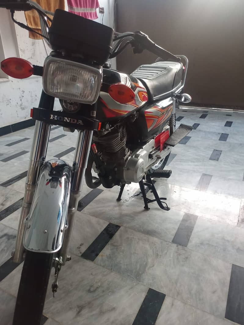 Honda CG 125 2022 10