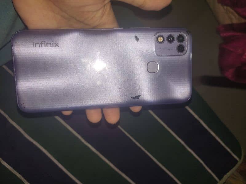 Infinix hot 10 Play. . 4 64 gb for sale 2