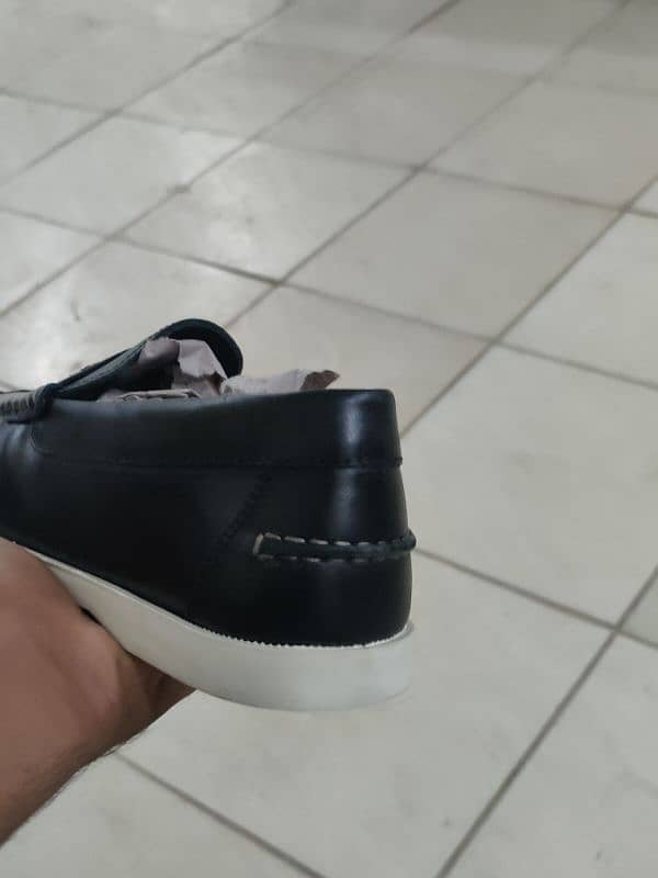 Lama Brand New Shoes 3