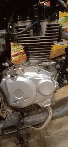 Honda 125 Karachi numbar 9