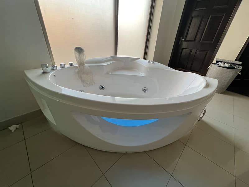 Brand New Jacuzzi (Bath Tub) 7