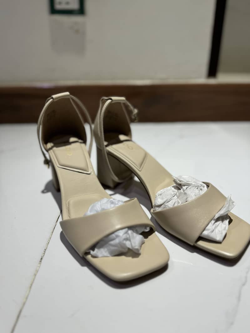 Aldo original sandals 3