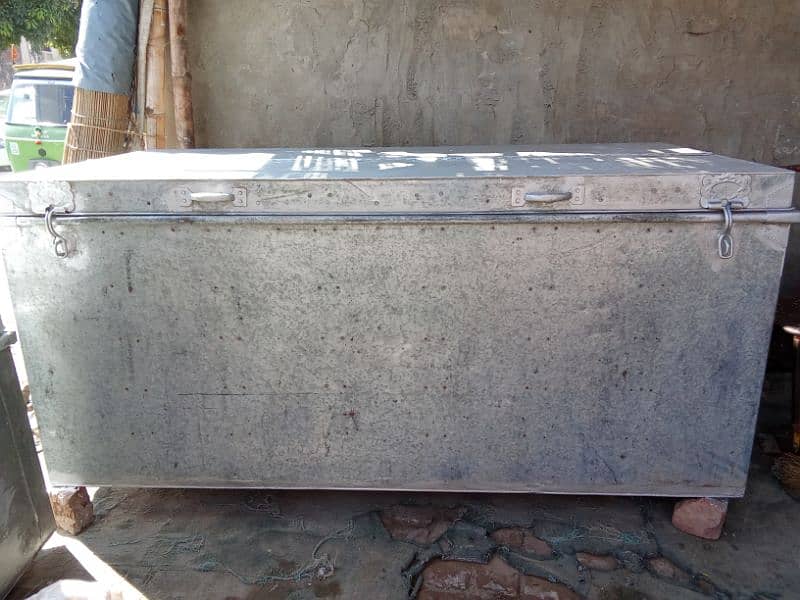 5Foot Trunk Paiti Available for sale in very Cheap Rates 2