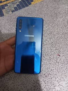 Samsung Galaxy A7 2018 0