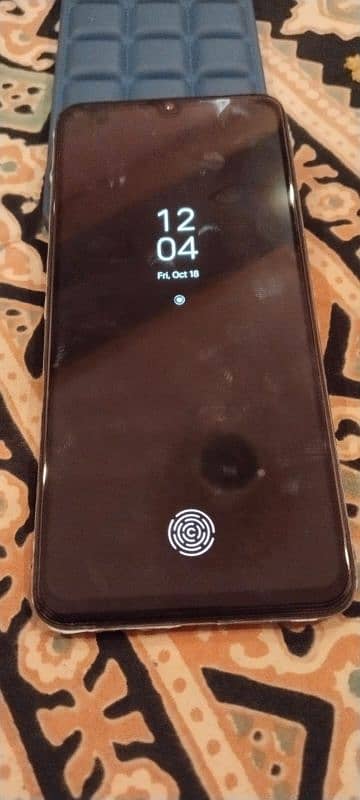 oppo f17 8,128 only set hai seal hai original panel hai nic do ga apni 11