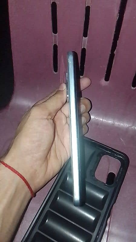 vivo y21 4+1ram 64gb memory 2