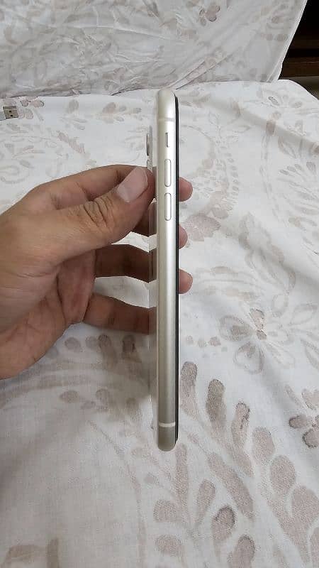 iphone 11 64gb 86 health FU non pta 2