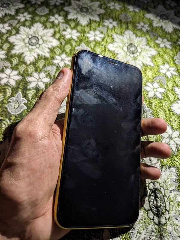 iPhone 11 (Non pta) 64 gb 3