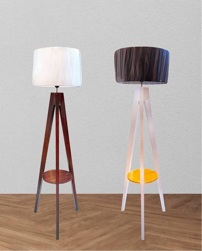 Fantasy Tripod wooden floor lamp 1