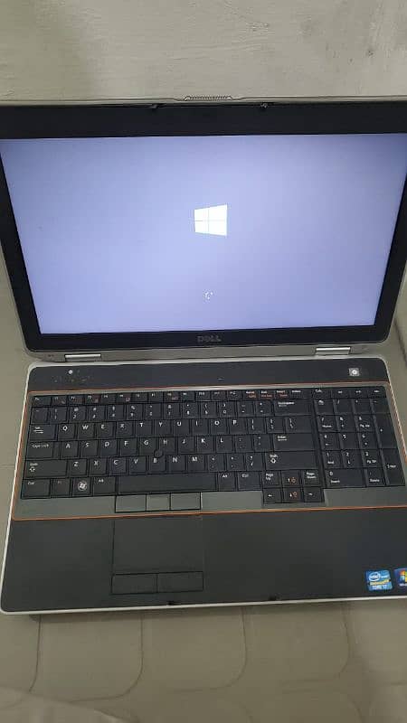 Dell laptop 0