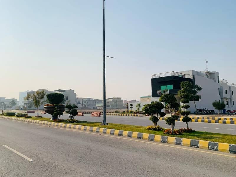 A Prime Location Residential Plot Of 20 Marla In Peshawar 3