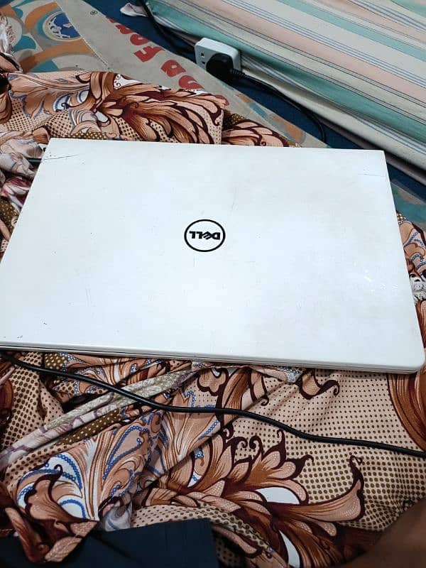 i5 6th gen Dell laptop 15.6 incheses 0