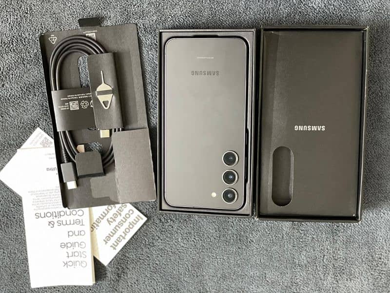 Samsung S23  with Box 6