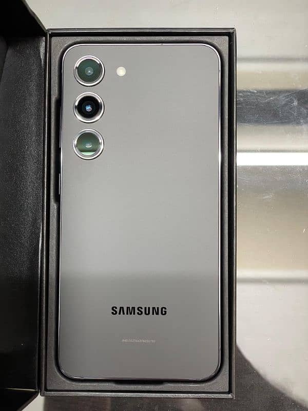 Samsung S23  with Box 8