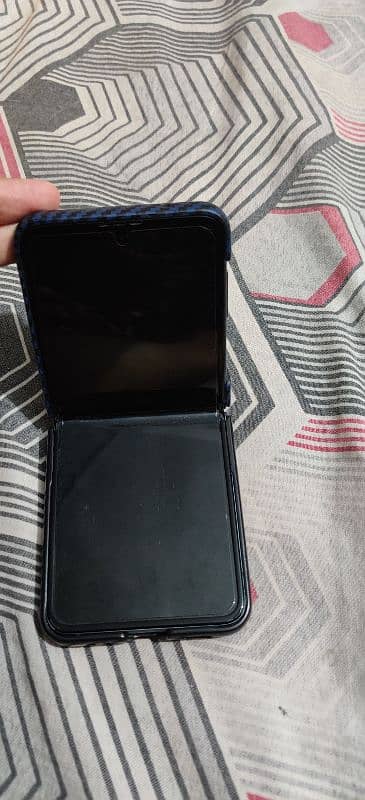 Samsung Galaxy Z flip 3 1