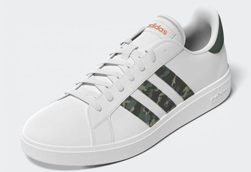 Adidas - Men's casual white sneakers/trainers/shoes (Branded) 2