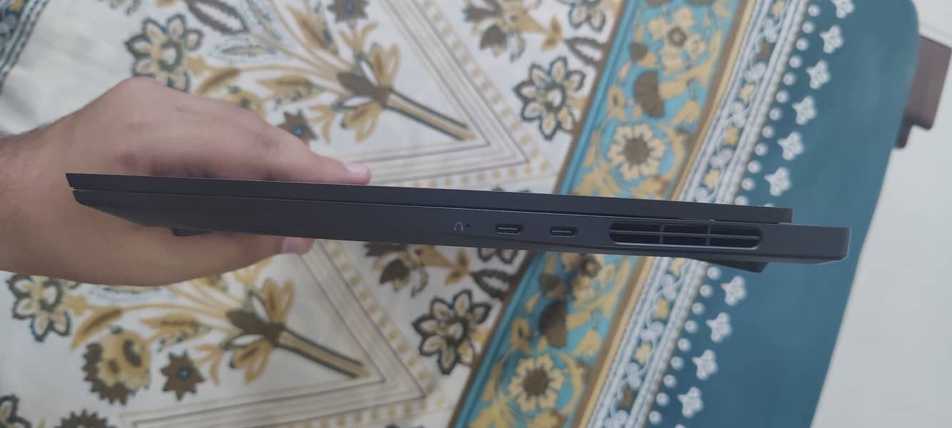 Lenovo Legion Slim 7 Gen 6 (15” AMD) 4