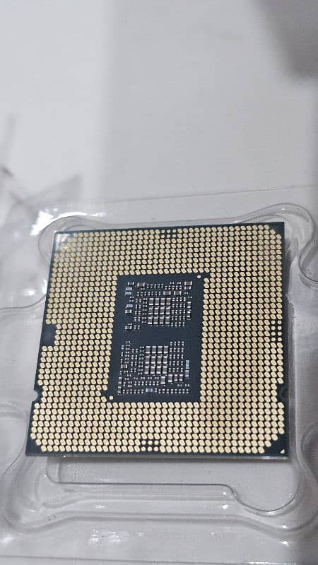 Intel Core i9 10850K Processor 4