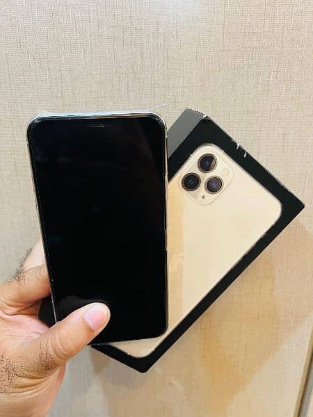 Iphone 11 pro max  64gb PTA approved 1