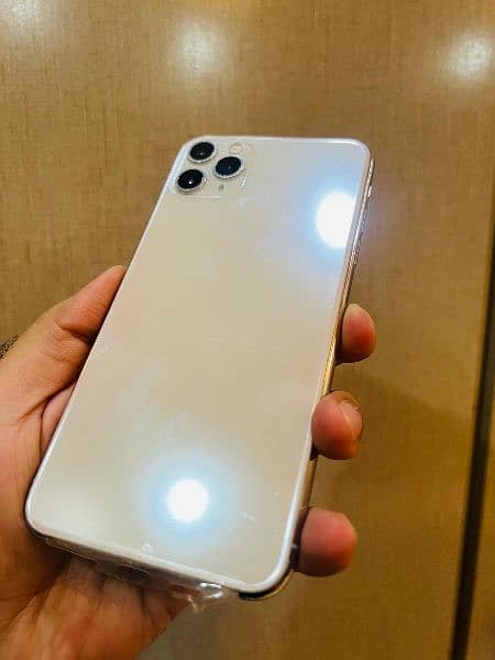 Iphone 11 pro max  64gb PTA approved 8