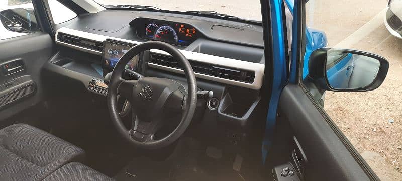 Suzuki Wagon R 2018 14