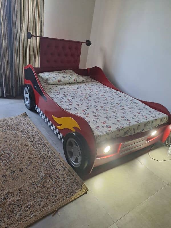 Kids car bed with LED lights 1