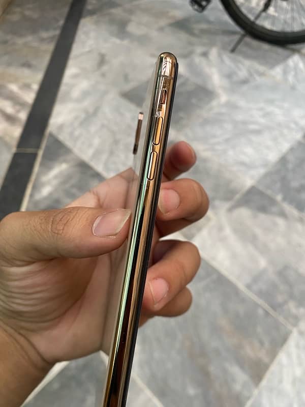 iphone xs max 64gb Dual PTA Approved waterpack 10/10 4