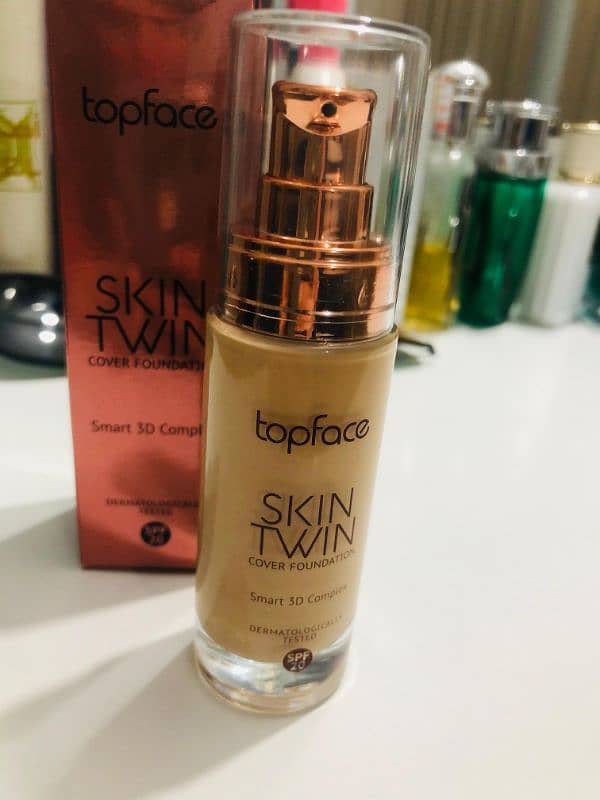 Bonanza Satrangi Top Face SKIN TWIN Cover Foundation 1