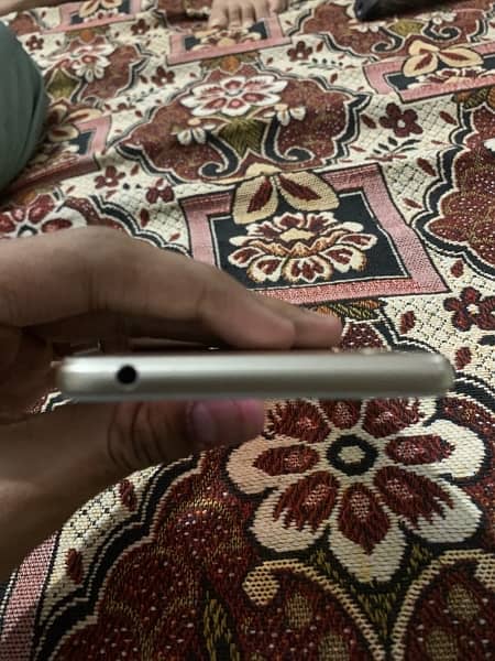 AssalamOAlaaikum…oppo a37 in good condition 3