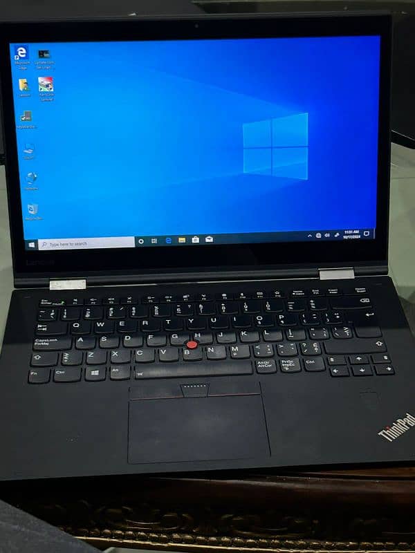 Lenovo yoga x1 core i5 7th 9