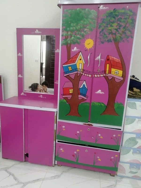 Kids bed and wardrobe with dressing table 0