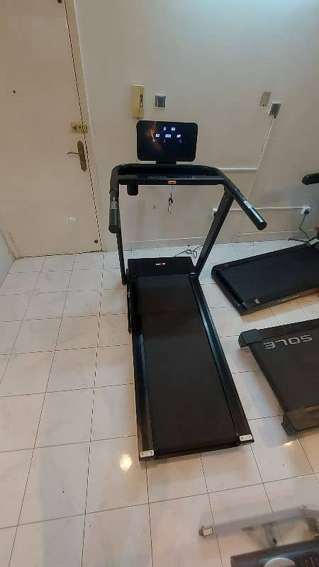 Axos 3330ea Treadmill Machine 0