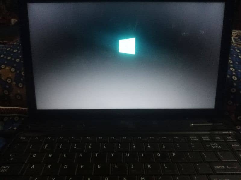 urgent sale Toshiba satellite pro 3