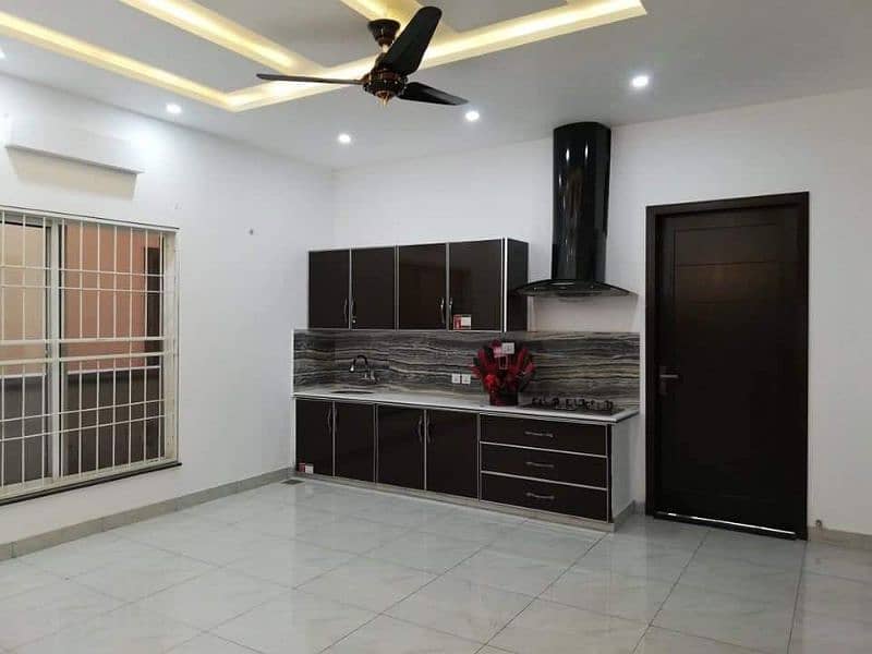 7.5 Marla House For Rent Defense Home Colony Near v mall cantt sialkot 11