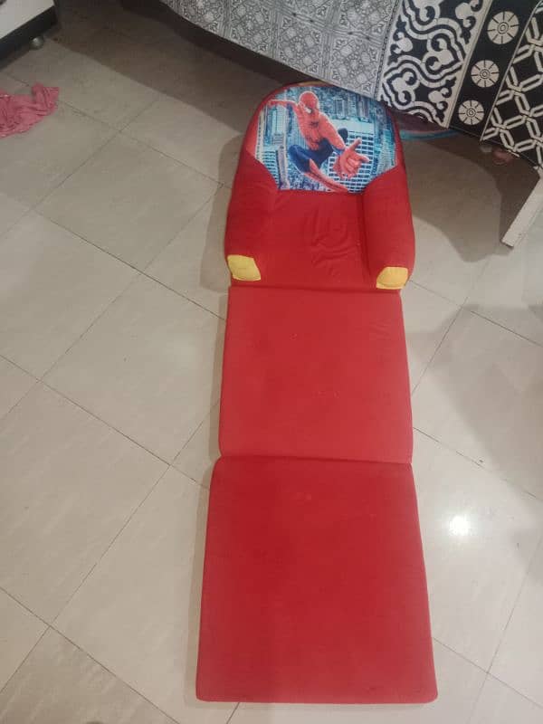 kids Sofa come bed 1