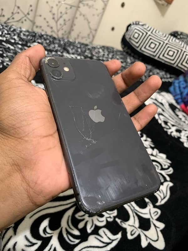 IPhone 11 64 gb ICLOUD 6