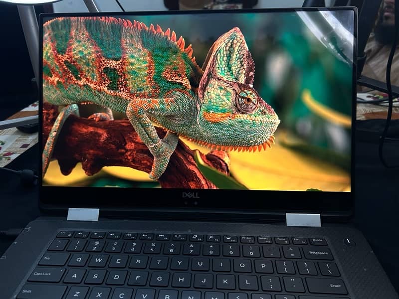 Dell Precision 5530 2 in 1 With Touch Screen 4 GB Graphics Card 12