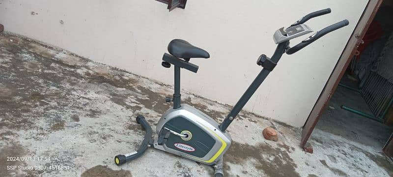 Home Cycle Machine Lush Condition New 6