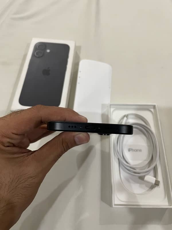 IPhone 16 128GB JV Brand New 3